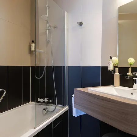 Western Paris Porte De Versailles Hotel Issy-les-Moulineaux