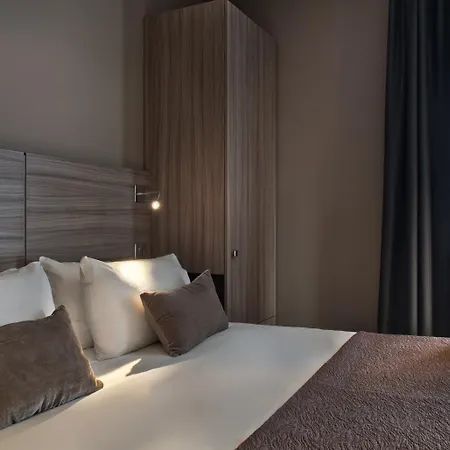 Hotell Western Paris Porte De Versailles 3*