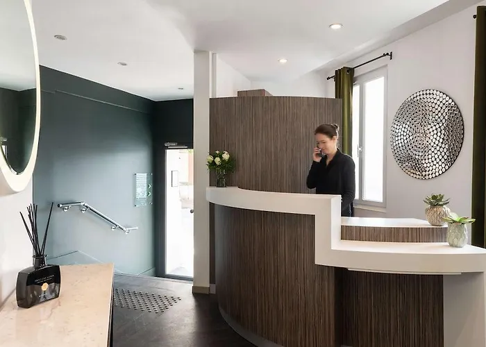 Western Paris Porte De Versailles 3*