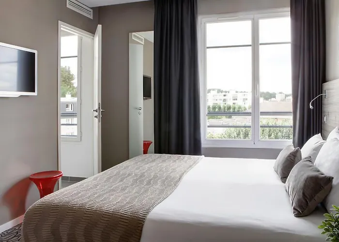 Western Paris Porte De Versailles 3* إسّي لي مولينو