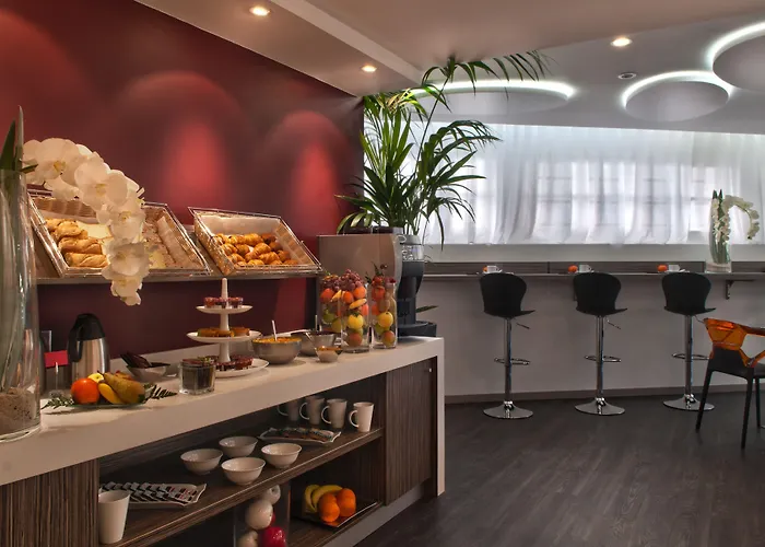 Western Paris Porte De Versailles 3*