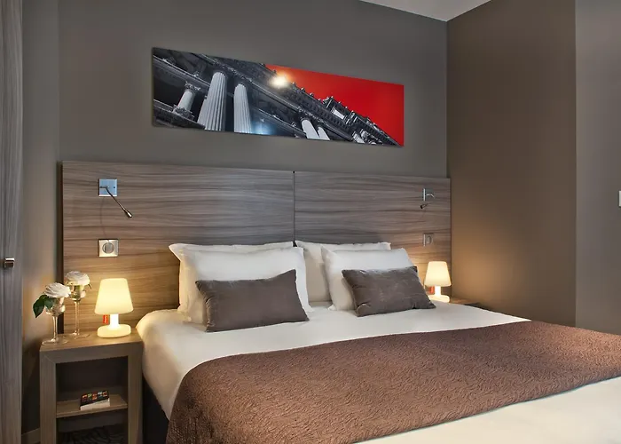 Western Paris Porte De Versailles